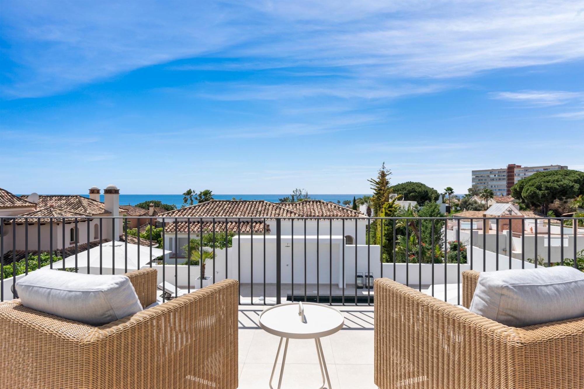 Villa 20600 - Luxurious Beachside Near *